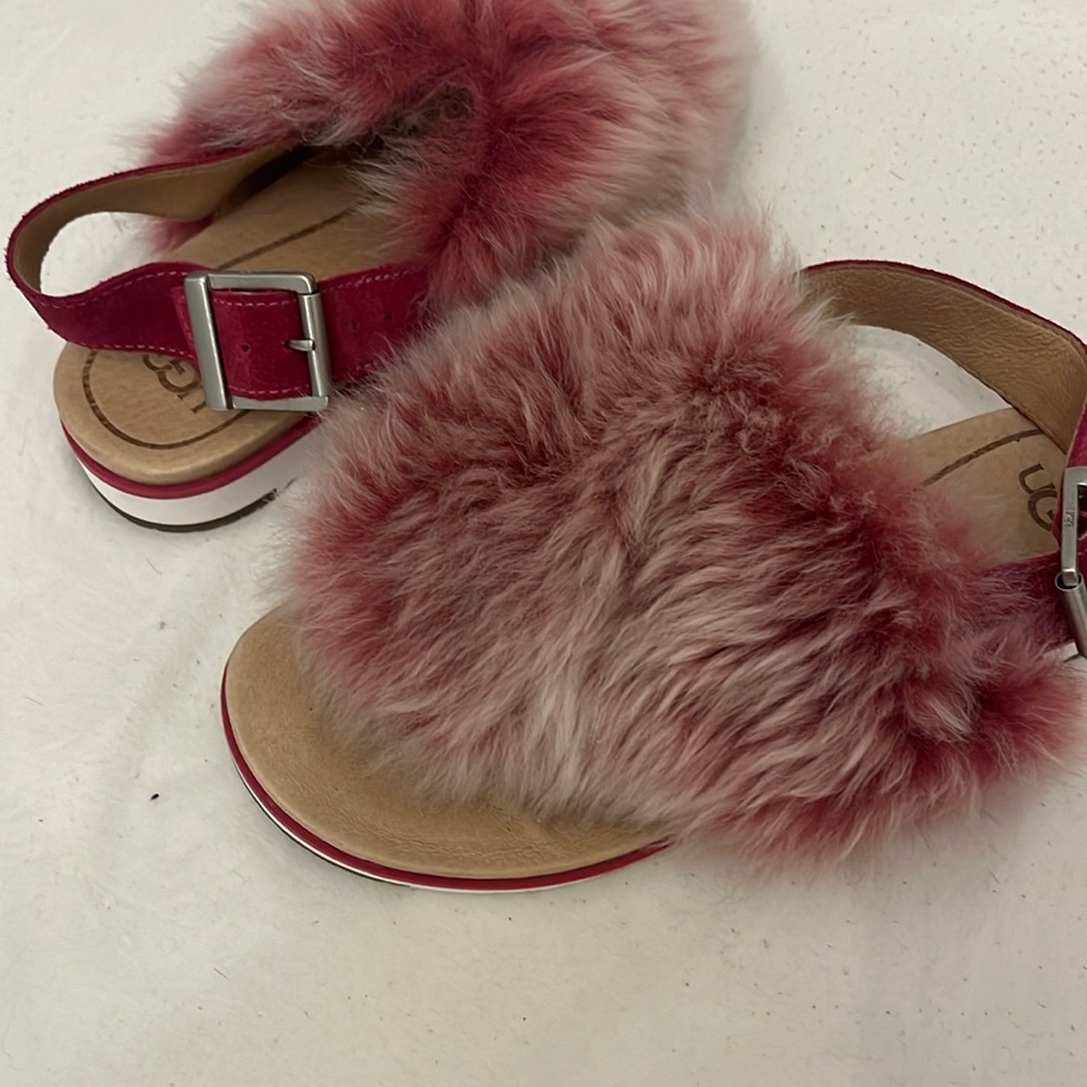 UUG  shoes with Pink furry tops! Size 7 never worn